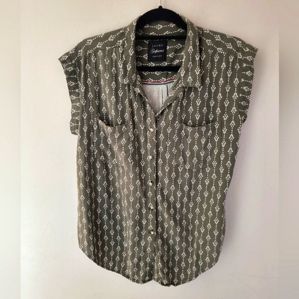 Jachs Girlfriend Olive Green White Sleeveless Shirt Size Medium
